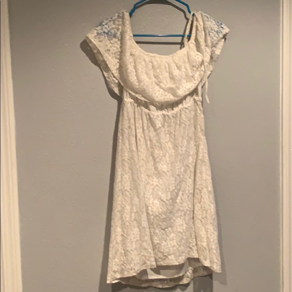 White lace dress